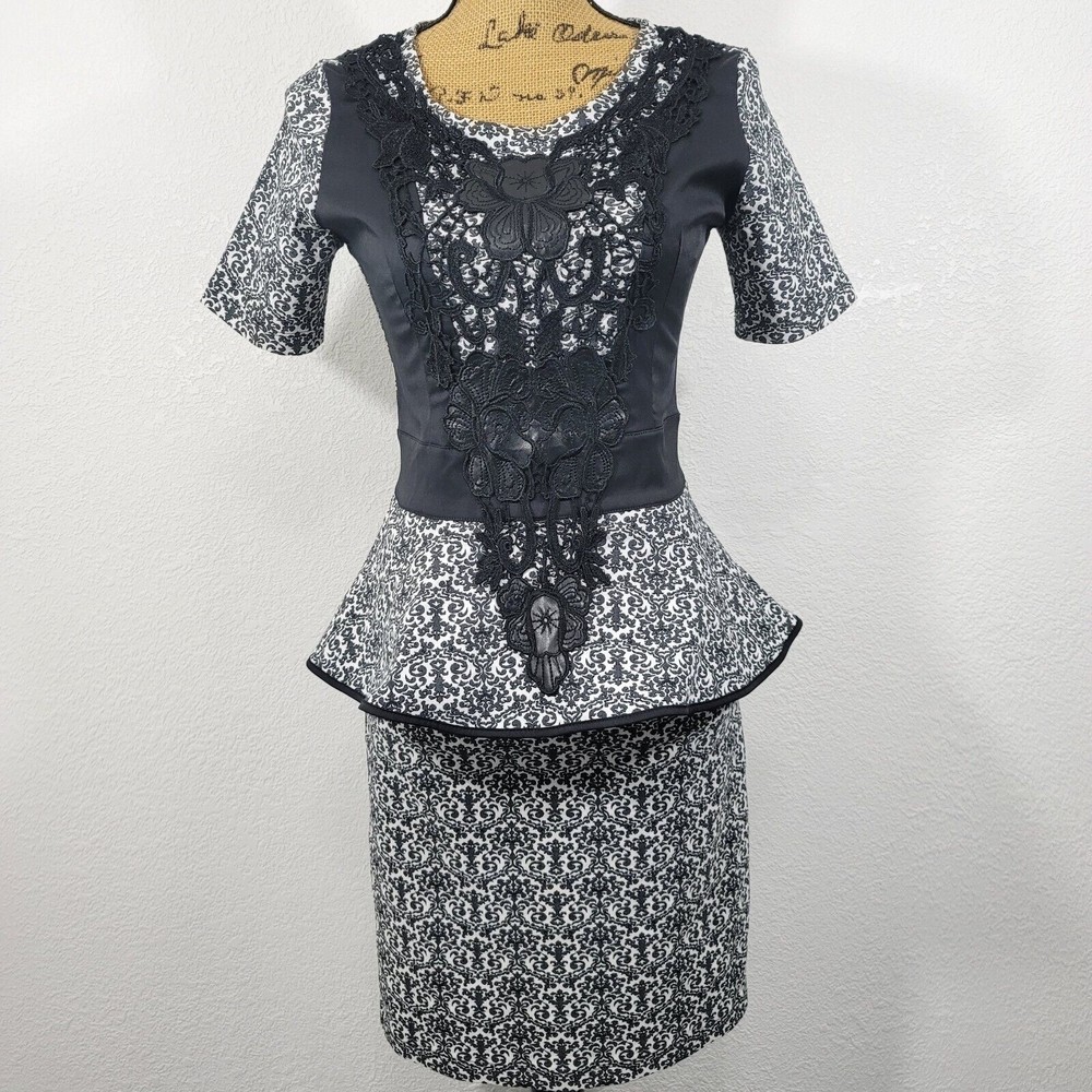 LUCY Fashion Black White Floral Jacquard Lace Applique Peplum Dress